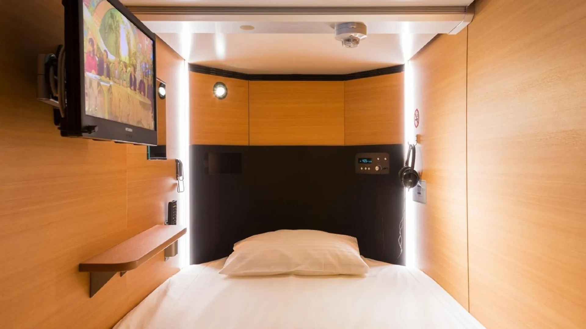 Sauna & Capsule Hotel Rumor Plaza Киото