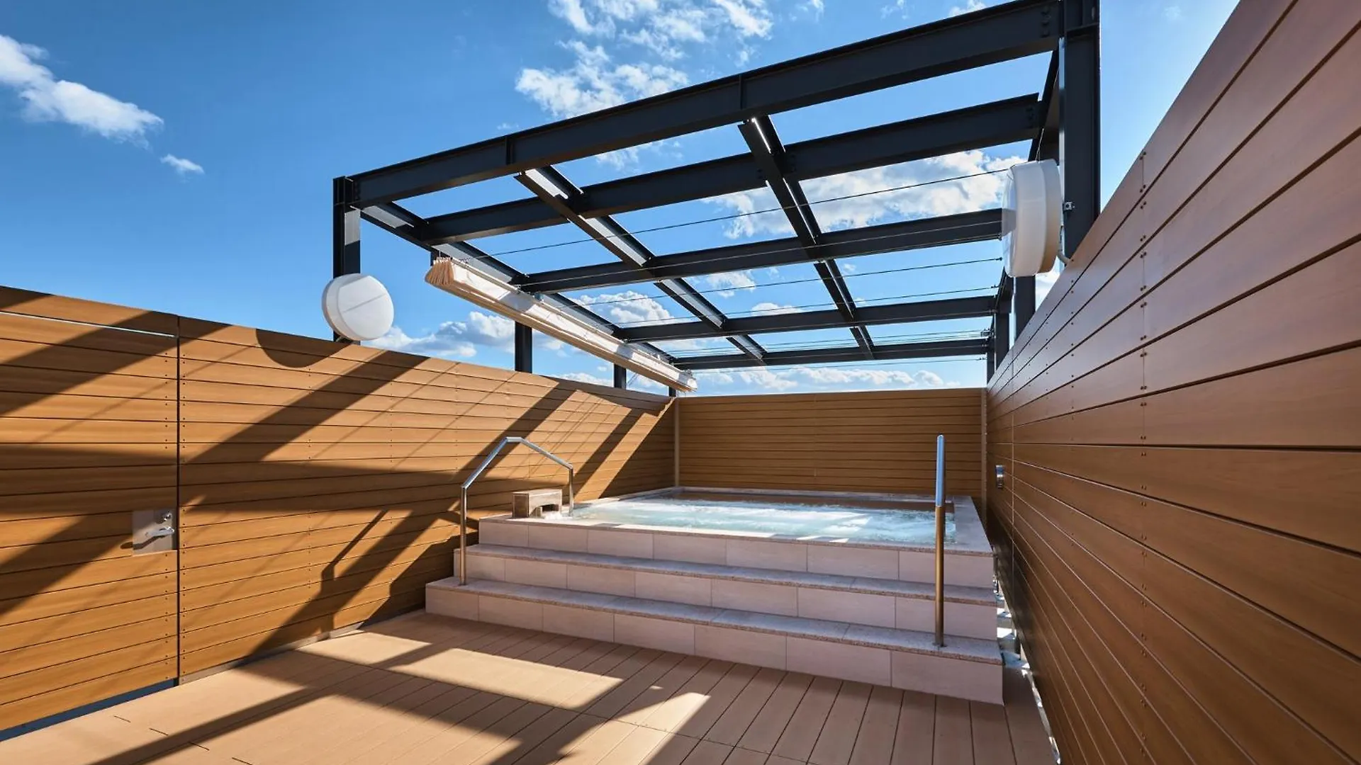 Sauna & Capsule Hotel Rumor Plaza Киото